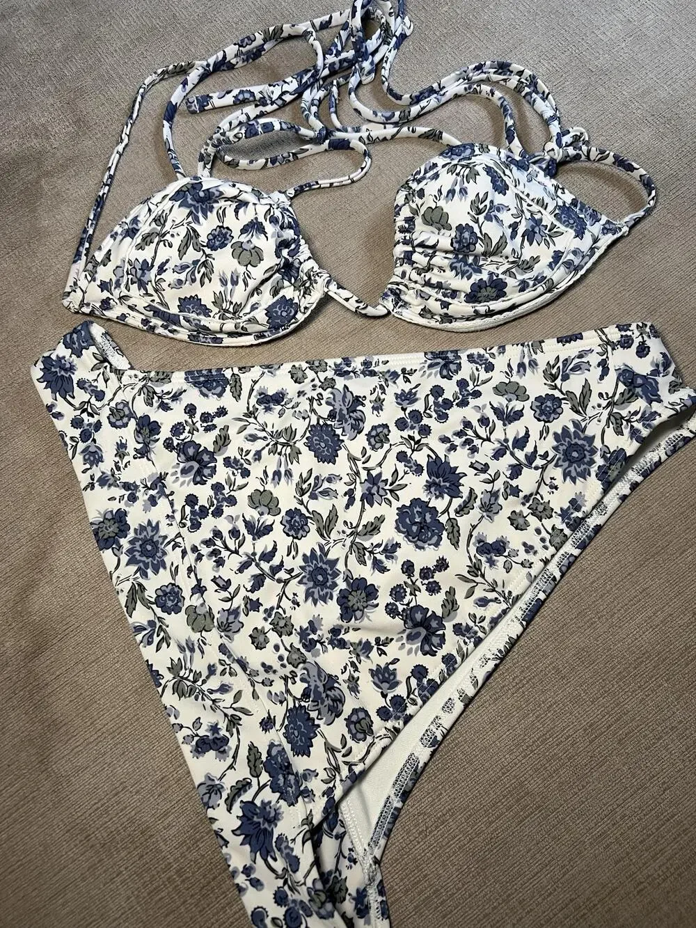 Abercrombie & Fitch Bikini Swimsuit Womens Medium White Floral Triangle Halter